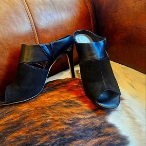 Calvin Klein open toed heeled shoes